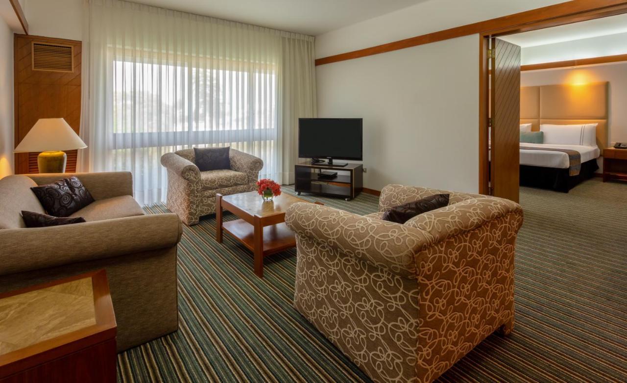 Sonesta Hotel El Olivar Lima Zewnętrze zdjęcie Suite