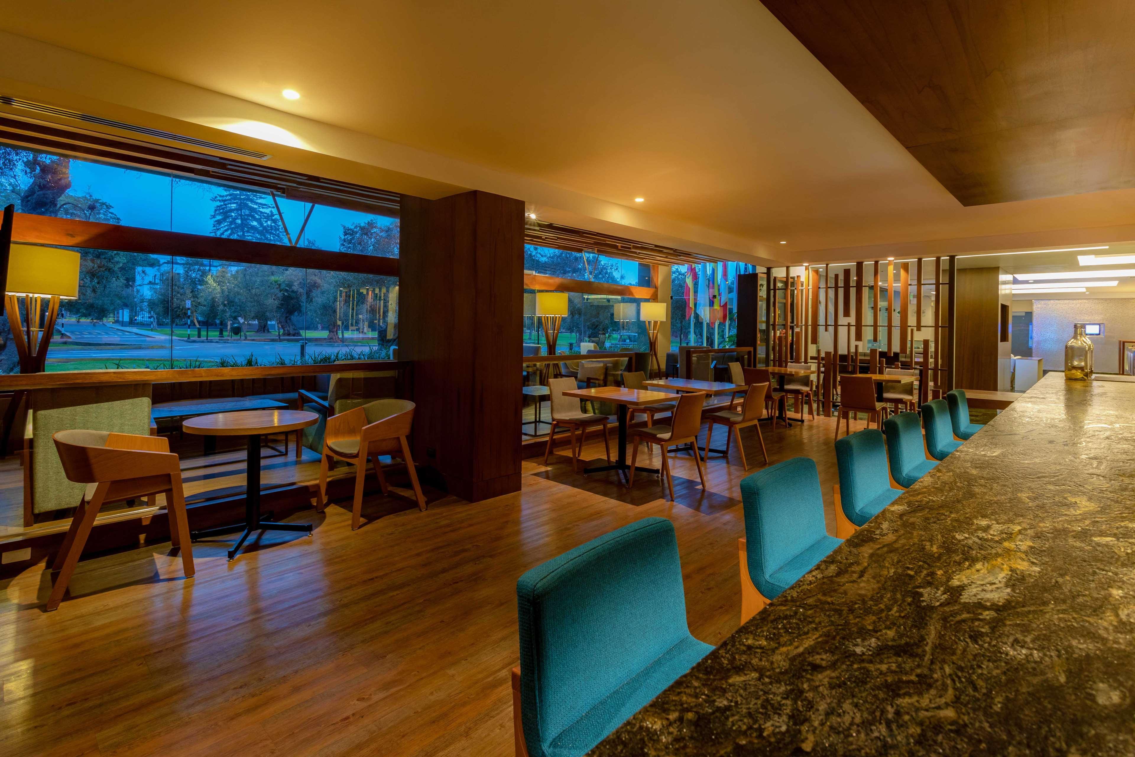 Sonesta Hotel El Olivar Lima Zewnętrze zdjęcie The Bar