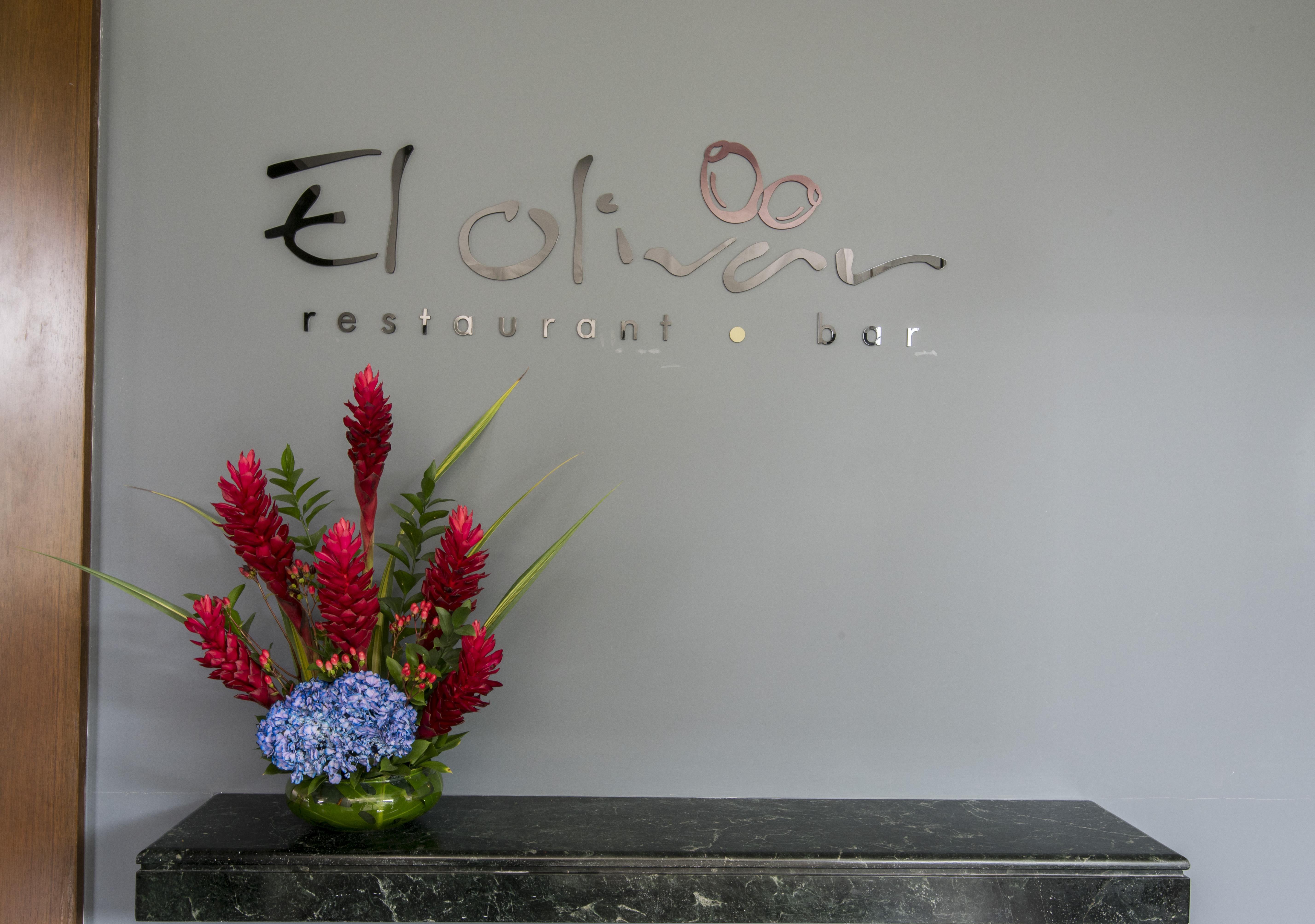 Sonesta Hotel El Olivar Lima Zewnętrze zdjęcie Restaurant entrance