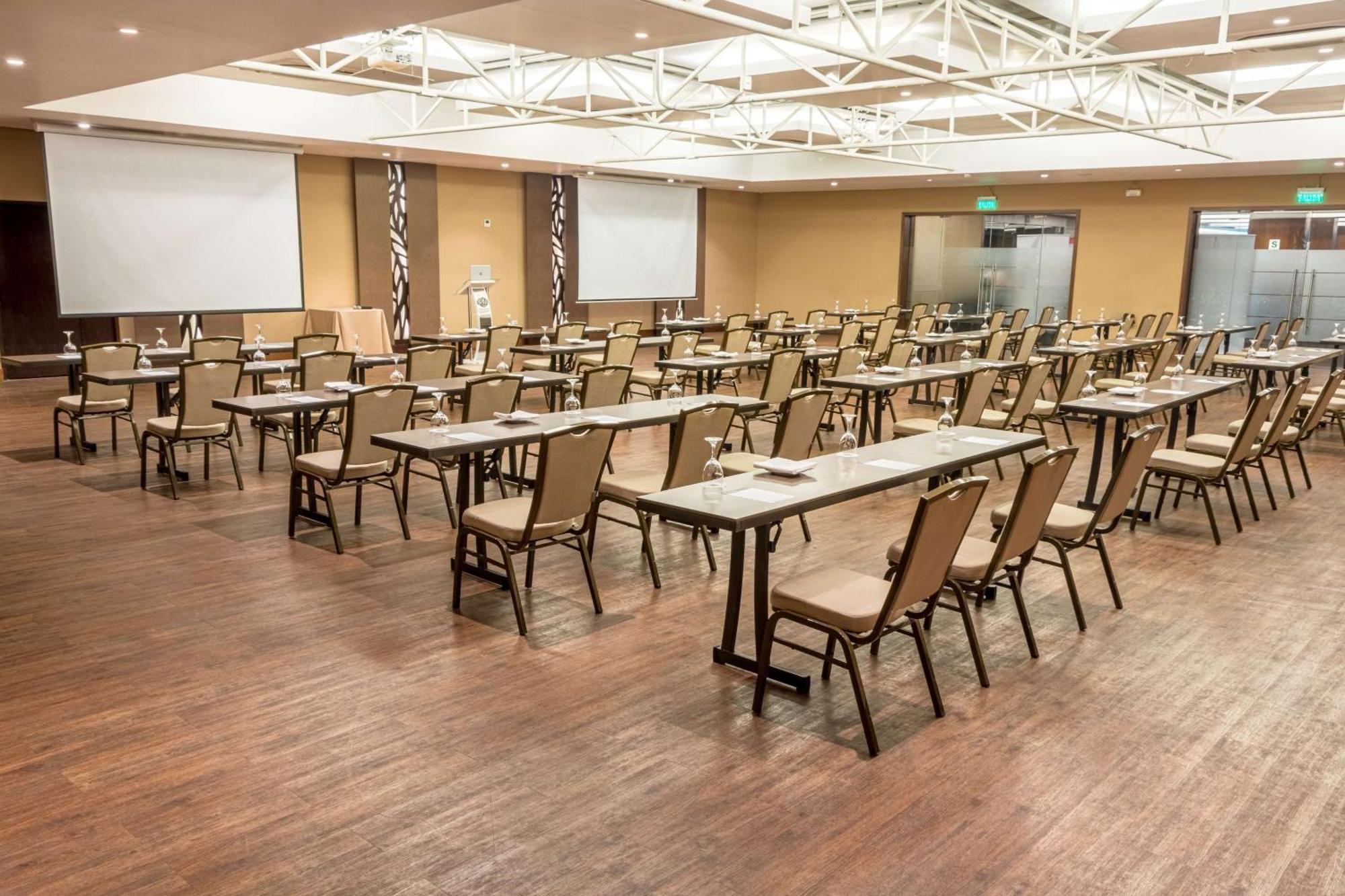 Sonesta Hotel El Olivar Lima Zewnętrze zdjęcie